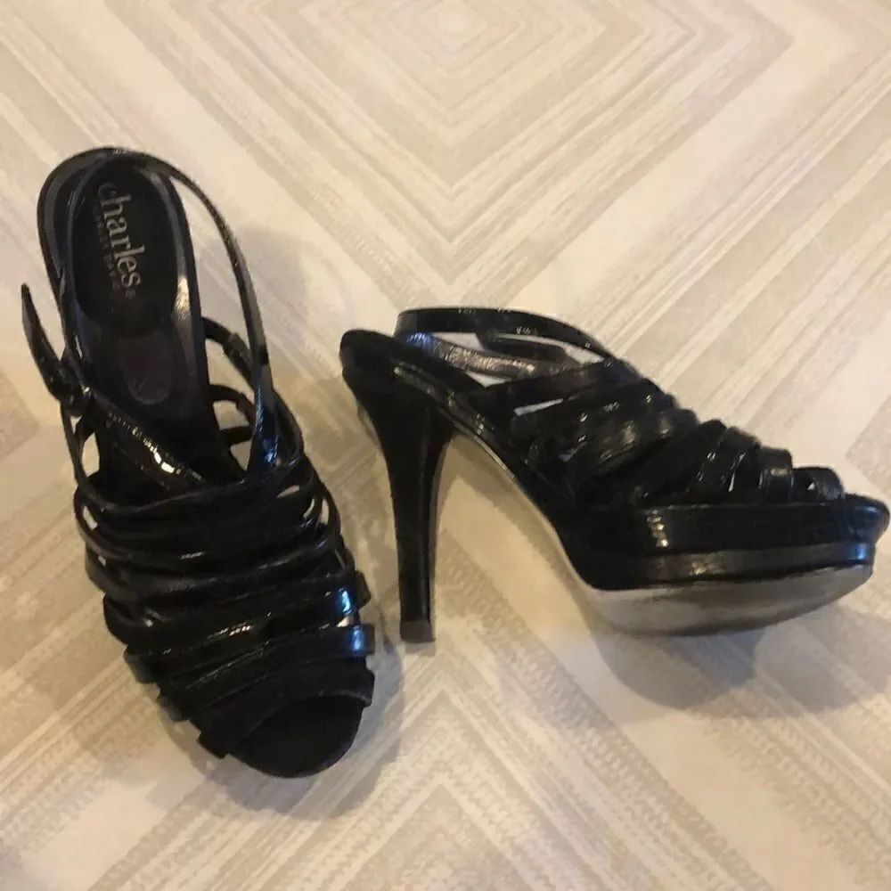 Charles David Black Platform Adjustable Sandals